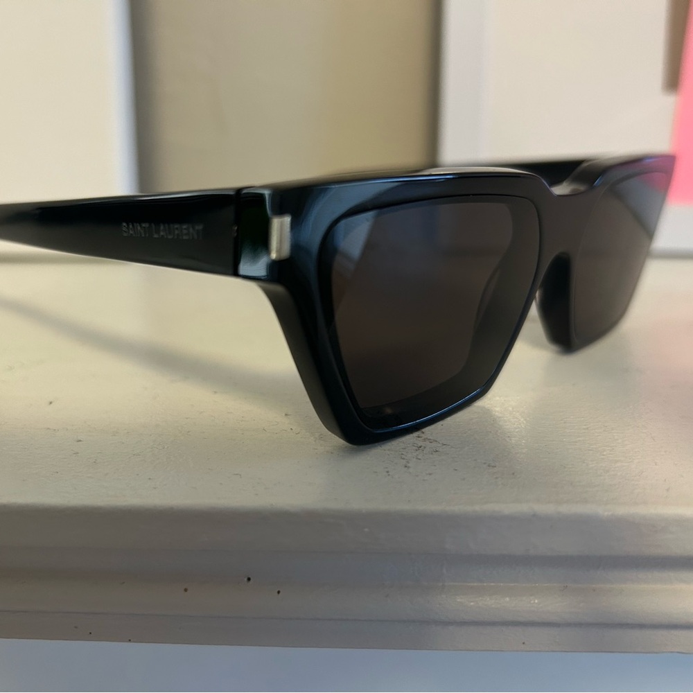 Saint Laurent 633 Cat Eye Black Sunglasses - Picture 4 of 8